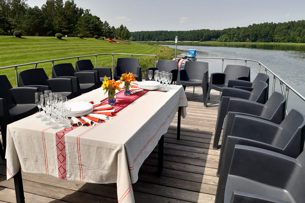 contact-gallery-1 Laivų nuoma Birštone